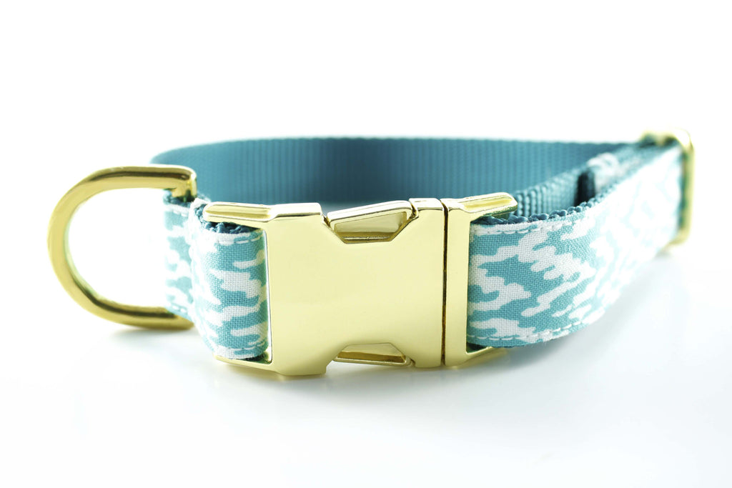 Aqua Ocean Waves Collar