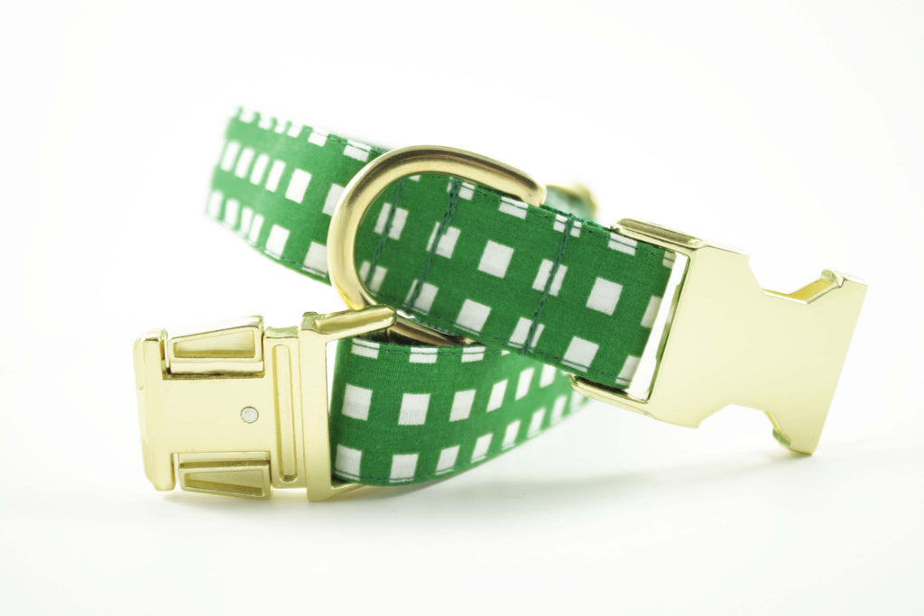 Kelly Green Geometric Collar