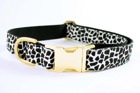 Black and White Giraffe Collar