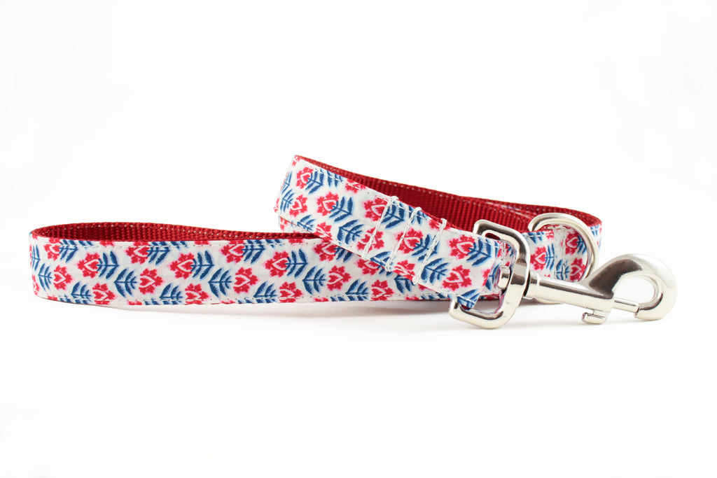 Red White and Blue Flowers Leash
